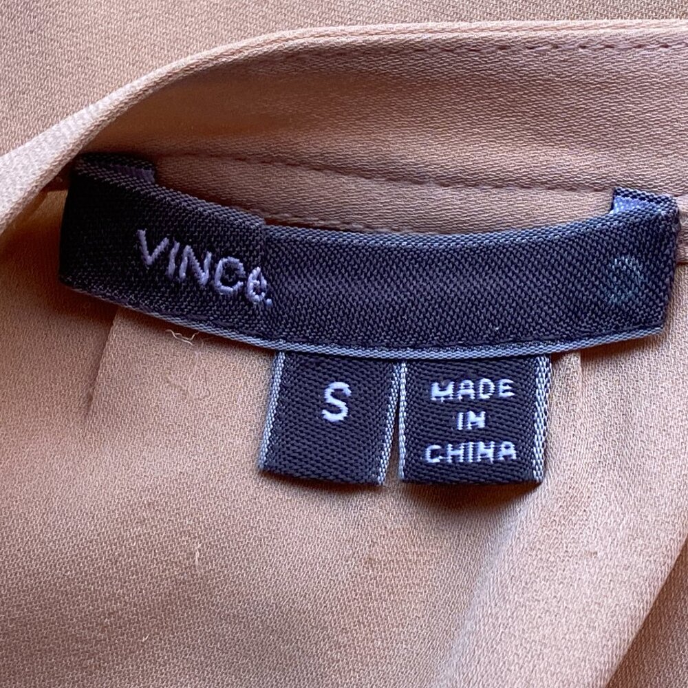 Vince Silk Sz S Relaxed Blouse Snap Up Dolman Short Sleeve Beige - Picture 6 of 9